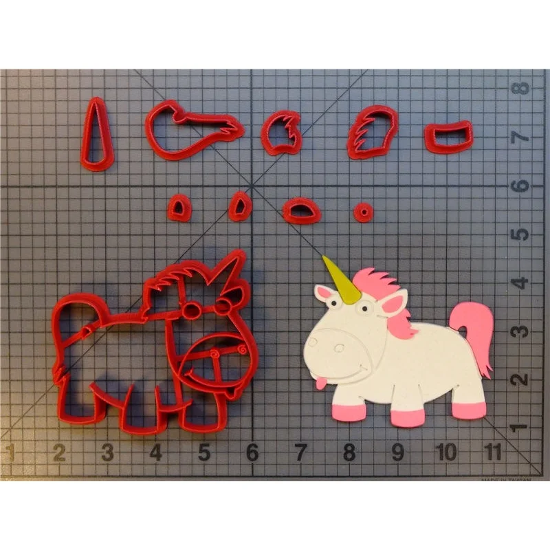 Famous Movie Yellow Color Cookie Cutter Custom Made 3D Printed Cake Set Decorating Tools 3d Cupcake Mold | Дом и сад
