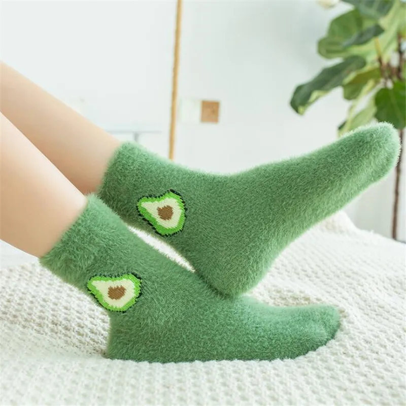 

Fashion Funny Women's Fruit Fuzzy Socks 5 Pairs/Set Kawaii Avocado Cherry Coral Patterned Female Ladies Floor Sleep Sock