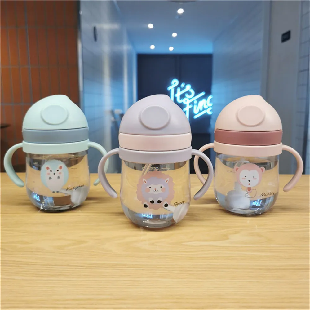 

300ml cartoon baby graduated straw cup anti-choke baby handle water bottle plastic drop resistant bite gravity ball learning dri