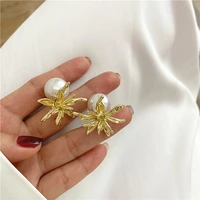 minar temperament gold color metal flower drop earrings for women irregular petal round pearl statement earrings fashion jewelry