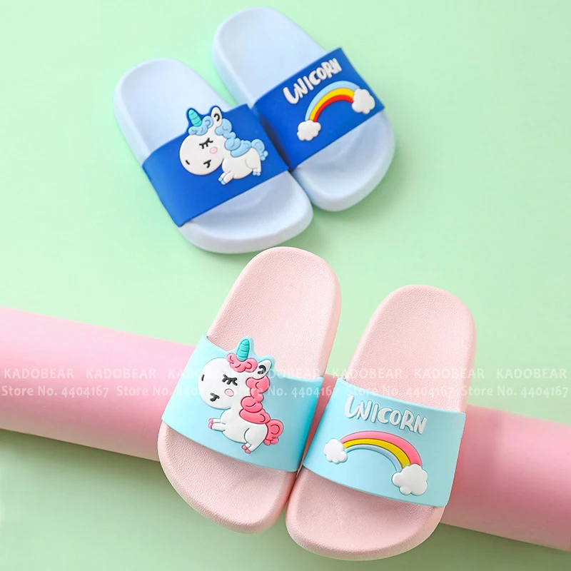 Шлепанцы детские для пляжа и воды Мультяшные радужные сандалии с единорогом
