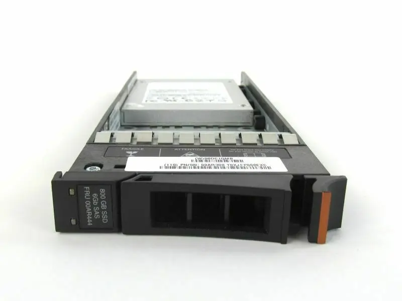 

IBM 00AR308 00AR444 800Gb SAS SSD для V7000