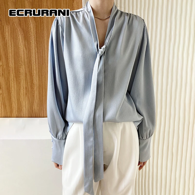 

ECRURANI Minimalist Solid Women's Blouse V Neck Lantern Long Sleeve Fold Pleated Straight Loose Shirt For Women 2021 Autumn New