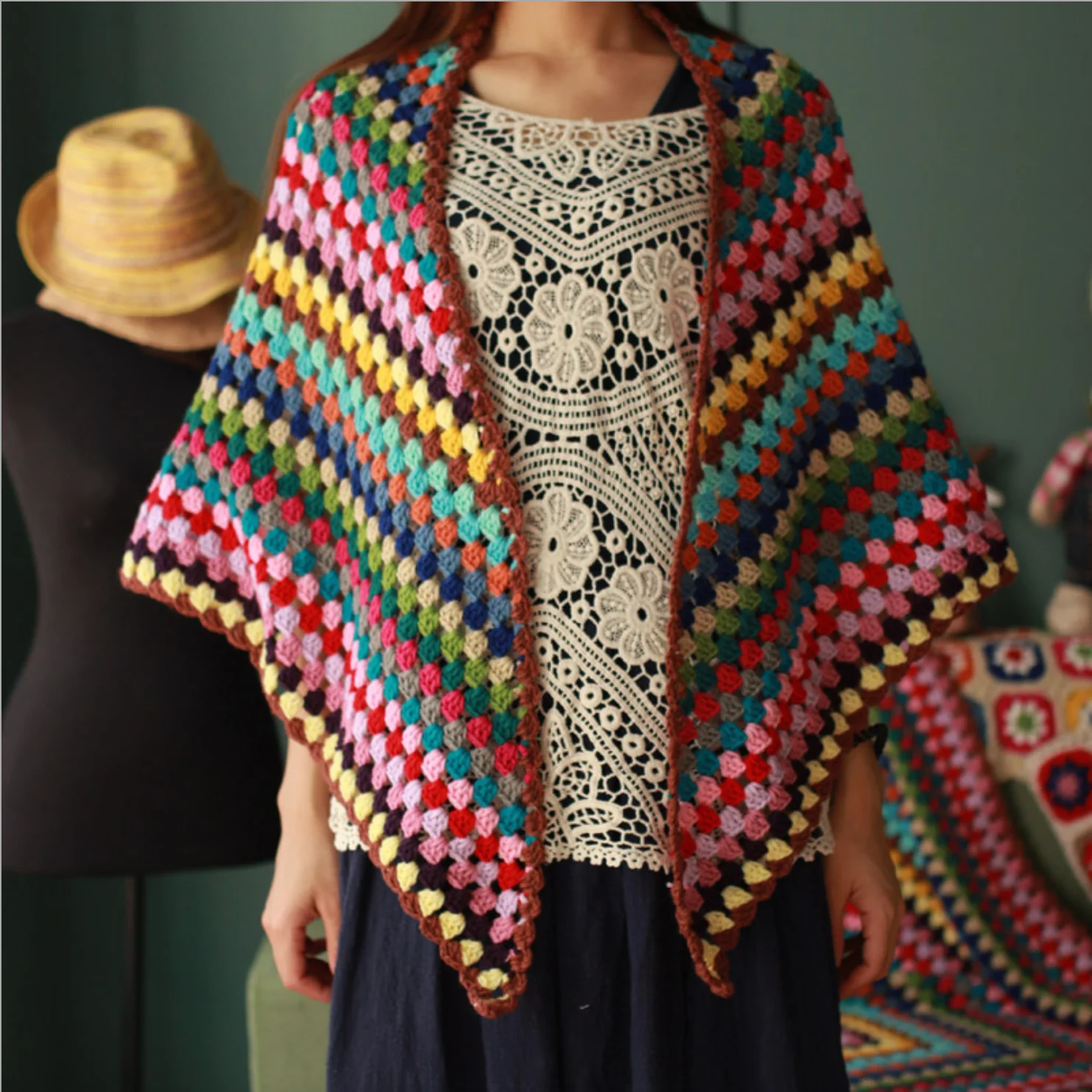 

Hand Made Knitted Wool Women Shawl Autumn Winter Women Air Conditioning Blanket Triangle Towel Sofa Blanket Pashmina