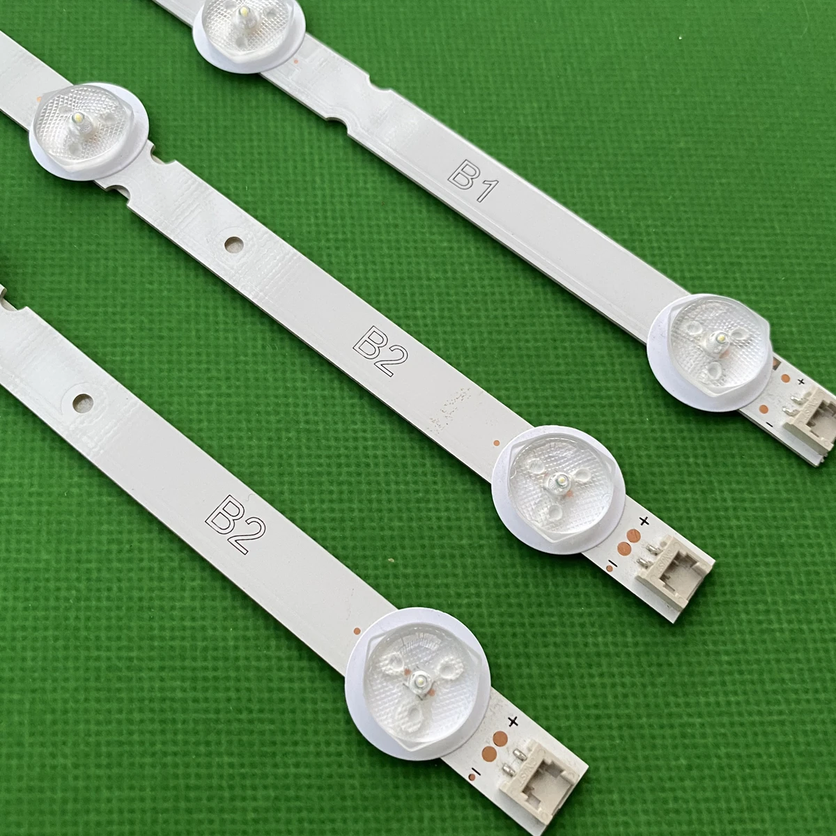 

20 комплектов 32 ''TV 6916L-1437A 1438A 1204A 1426A LC320DUE LC320DXE 32ln541v 32LN540V 32LN575 32LN5400