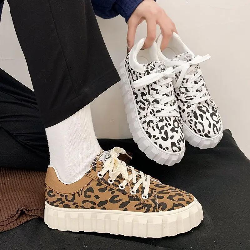 

Women's Sneakers Platform Leopard Print Lace-up Running Shoes Lightweight Breathable Vulcanized Sneakers Flat Casual Shoes 2021