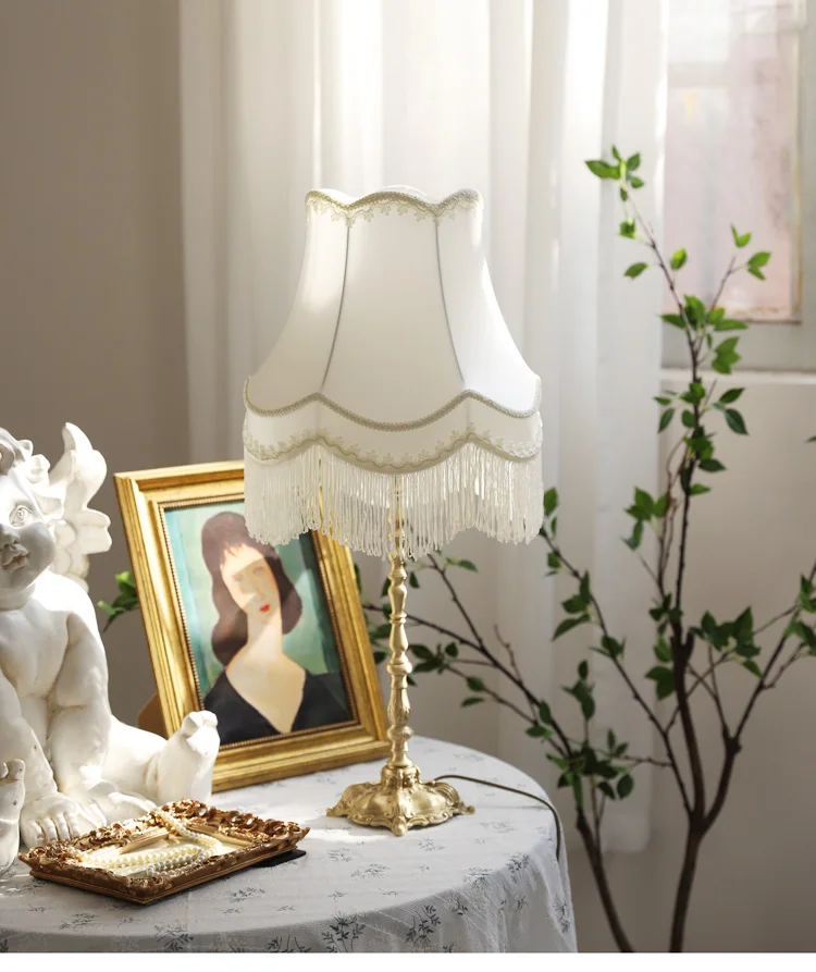 

White tassel retro brass decorative table lamp living room study bedroom bedside table lamp