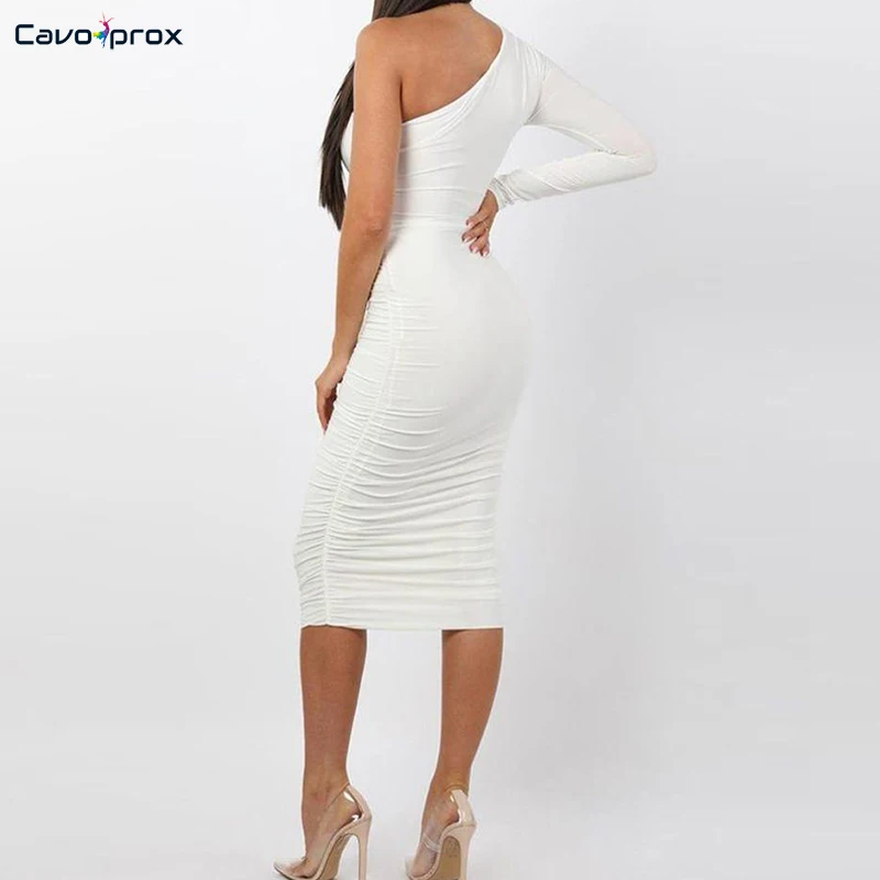 Женское платье на одно плечо с поясом плиссированное облегающее для вечеринки