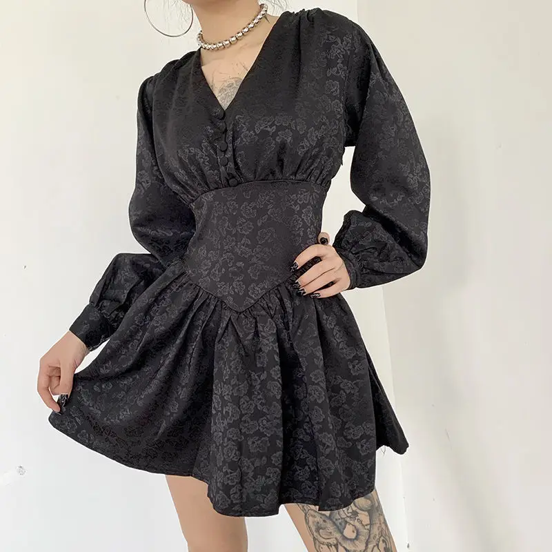 

2021 Summer Dark Long Sleeve Short Dress V Neck Jacquard Harajuku Punk Pleated Dress Women Casual Preppy Style Gothic Dresses