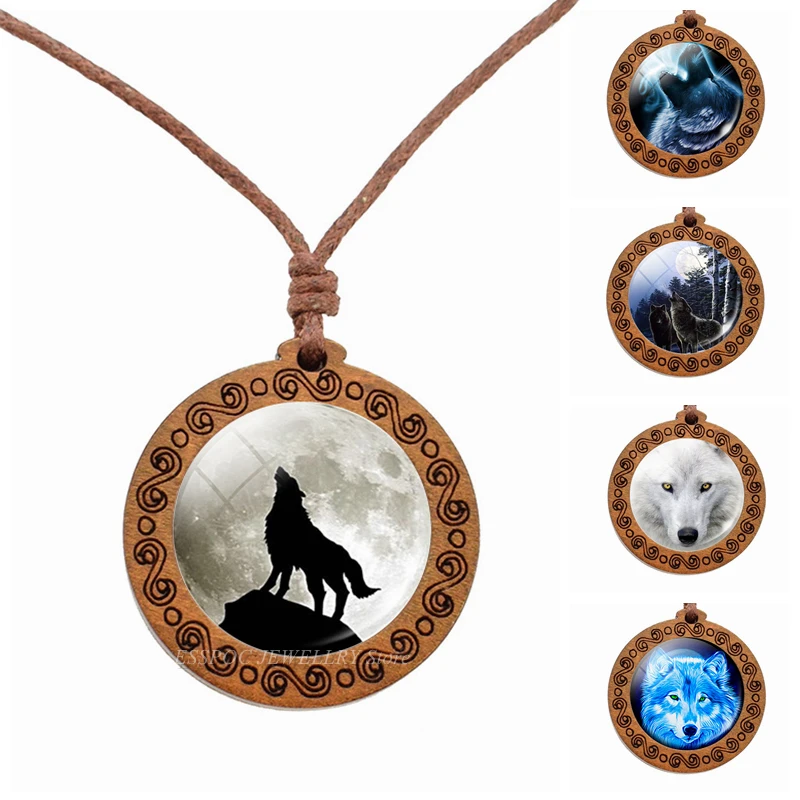 Цепочка с деревянной подвеской в виде волка | Украшения и аксессуары