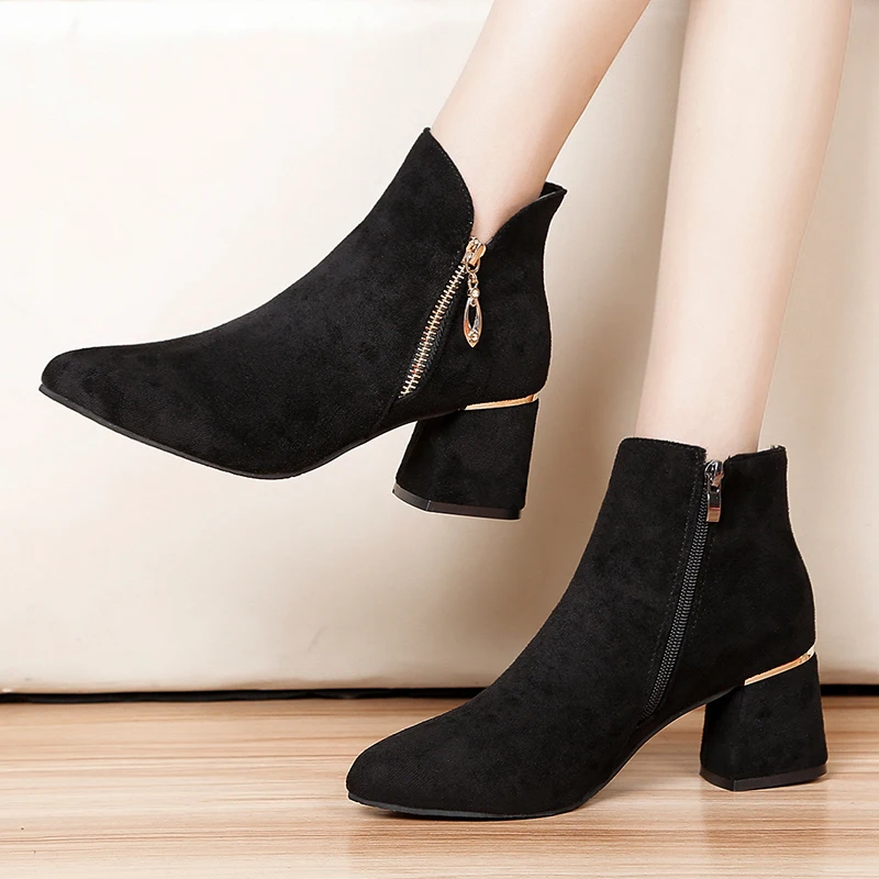 Зимние женские ботильоны Черные зимние ботинки из искусственной замши Ботинки