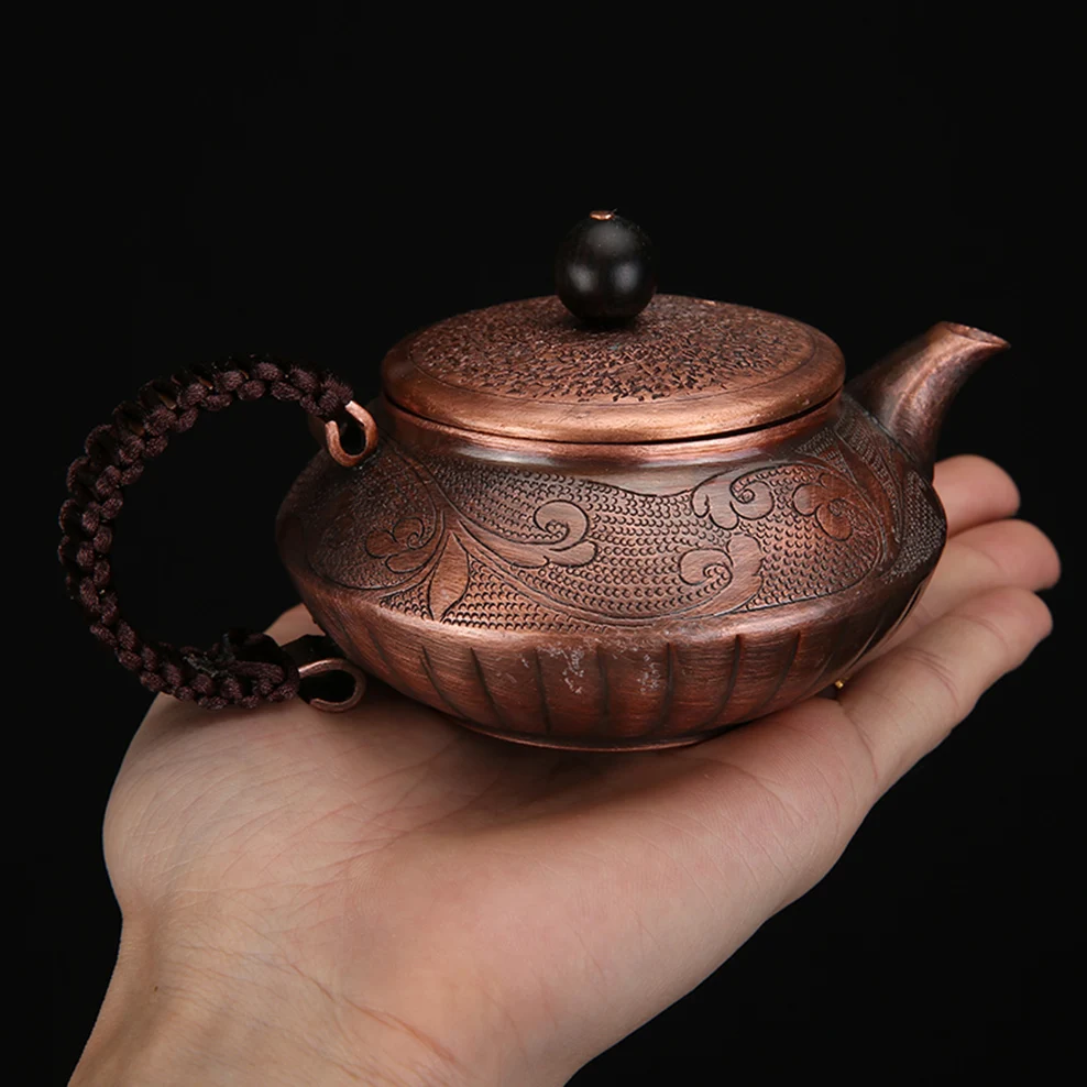 Маленький медный чайник в стиле ретро Традиционный красный ручной работы для