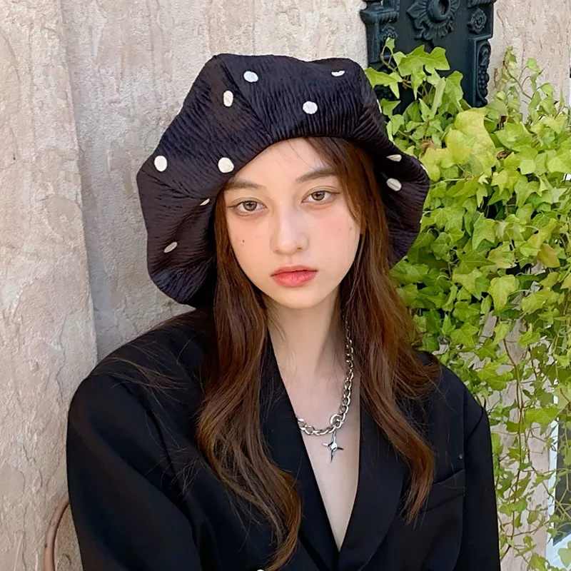 

Autumn Polka Dot Beret For Women Big Cloud Hats Glossy Textured Elegant Luxury Design Octagonal Cap Flamboyant Theatrical New