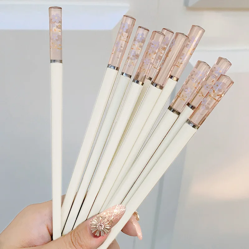 

1 double High Temperature Resistant Creative Web Celebrity Chopsticks Amber Alloy Chopsticks Anti-slip Japanese Chopsticks Cute