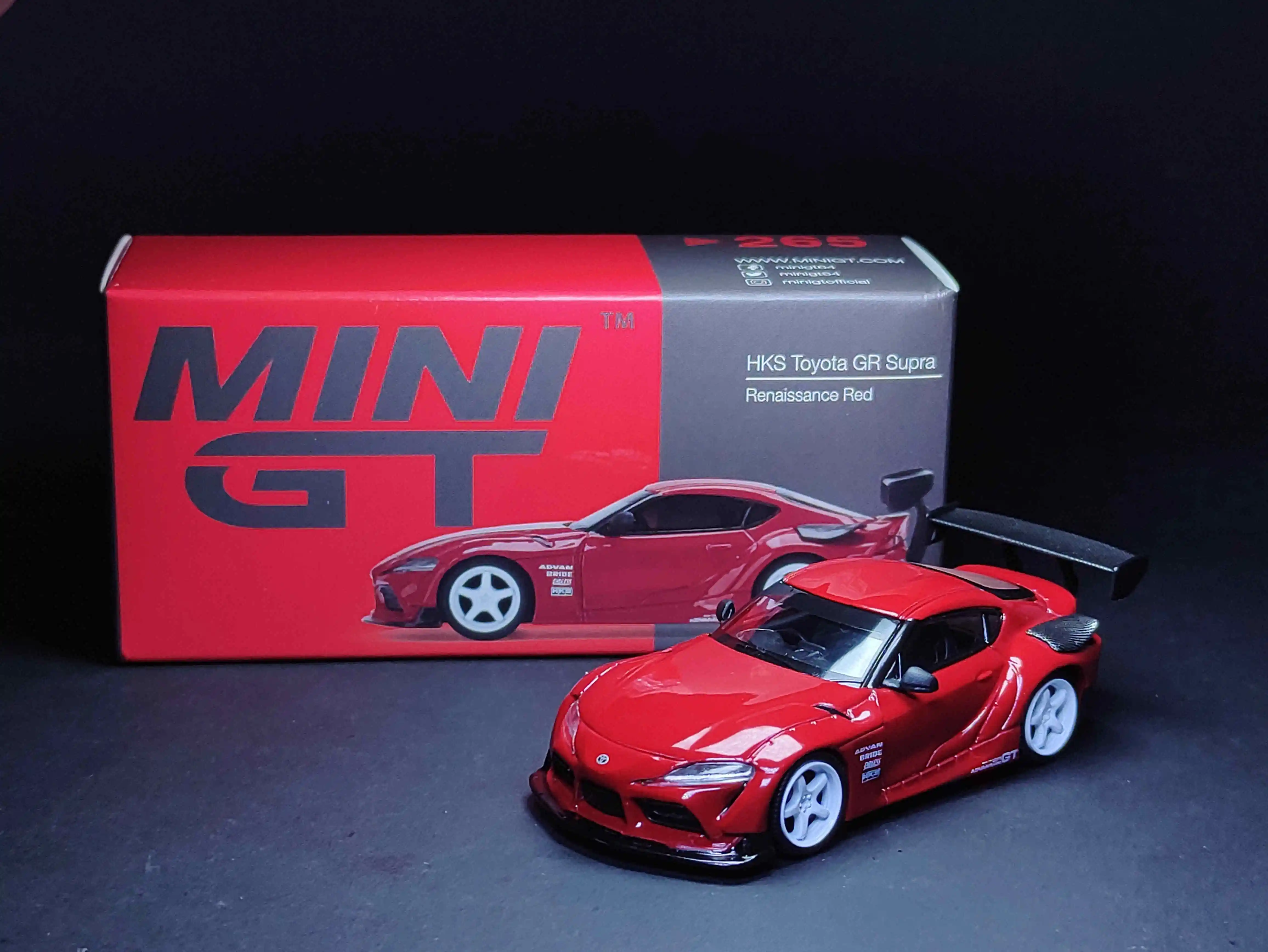 Mini GT 1/64 265 HKS Toyota GR Supra красная коллекция литых под давлением моделей возрождения