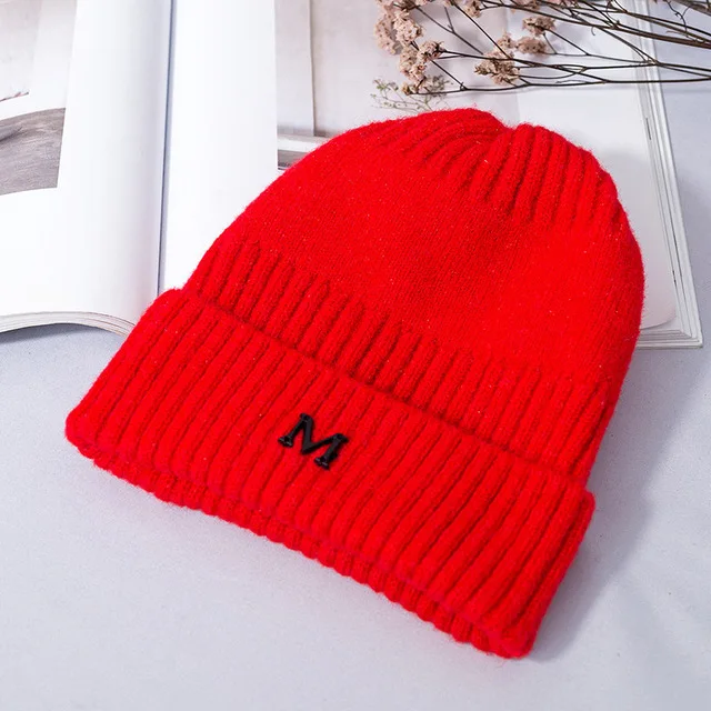 Женская шапка с буквенным принтом M Beanies однотонная шерстяная утолщенная зимняя