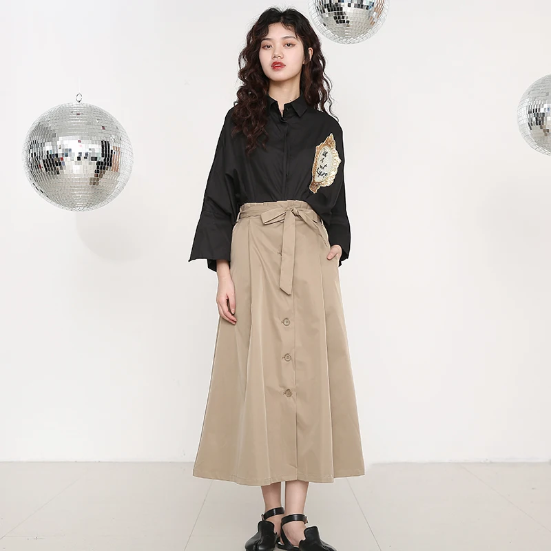 

[EAM] High Waist Khaki Button Split Joint Long Temperament Half-body Skirt Women Fashion Tide New Spring Autumn 2021 S83904