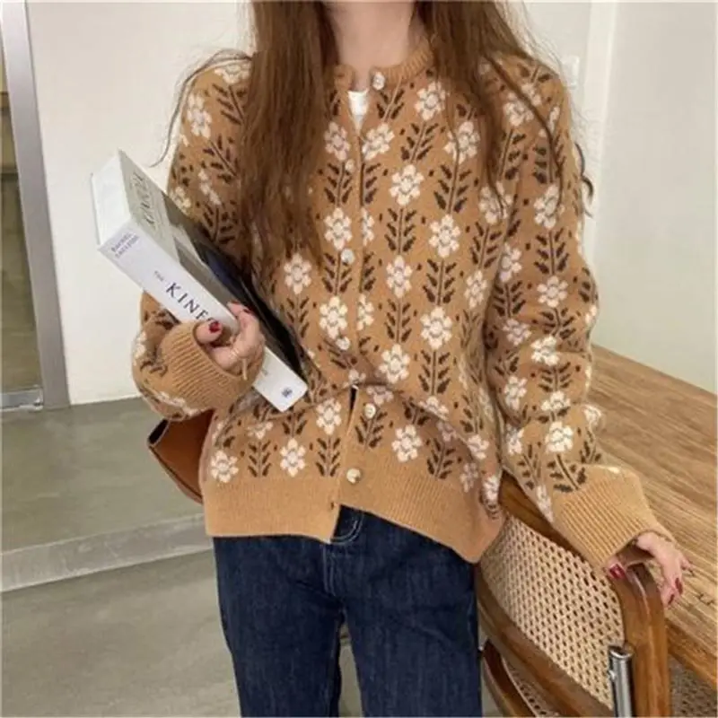 

Cardigan women sweater 2022 new long sleeve print casual female top single-breasted fashion knited sweater women one size