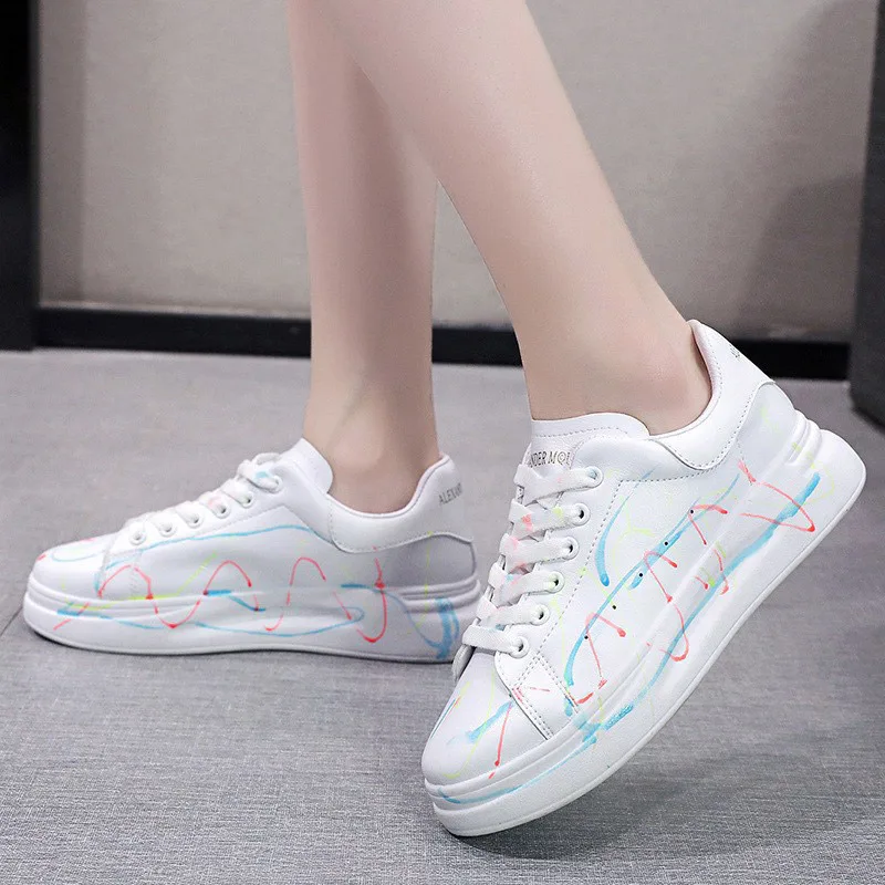 

Women PU Luminous Graffiti Print Vulcanized Shoes Female Lace Up Sneakers Ladies Casual Flat Comfort Shoe Woman Fashion Footwear