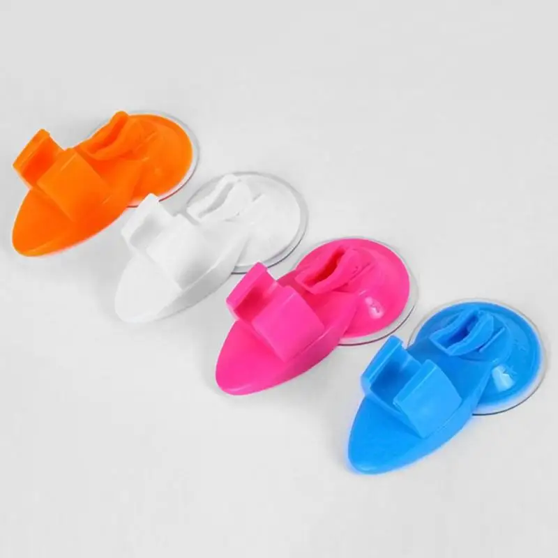 Кронштейн для душевой лейки в ванную комнату пластиковая присоска регулируемый