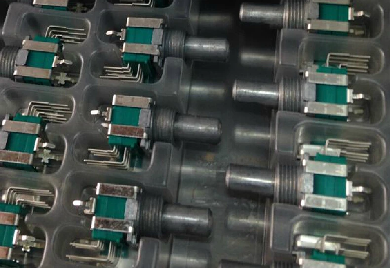 

Япония Alps rk09l12d0a1w прецизионный потенциометр дуплексный a10k длина вала 15 мм