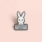 Брошь в форме кролика, с эмалью