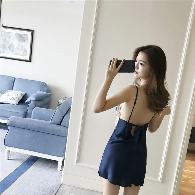 

Summer sexy sling sleeping skirt women's bare back tied with hollow Korean version of the Ice Silk Pyjama fun -AL