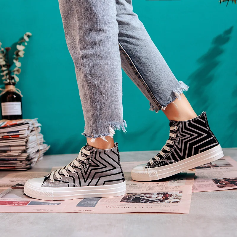 

2020 Spring New All-match Round Head Fashion Shoes Korean Canvas Shoes Women's Casual Shoes Womens Sneakers