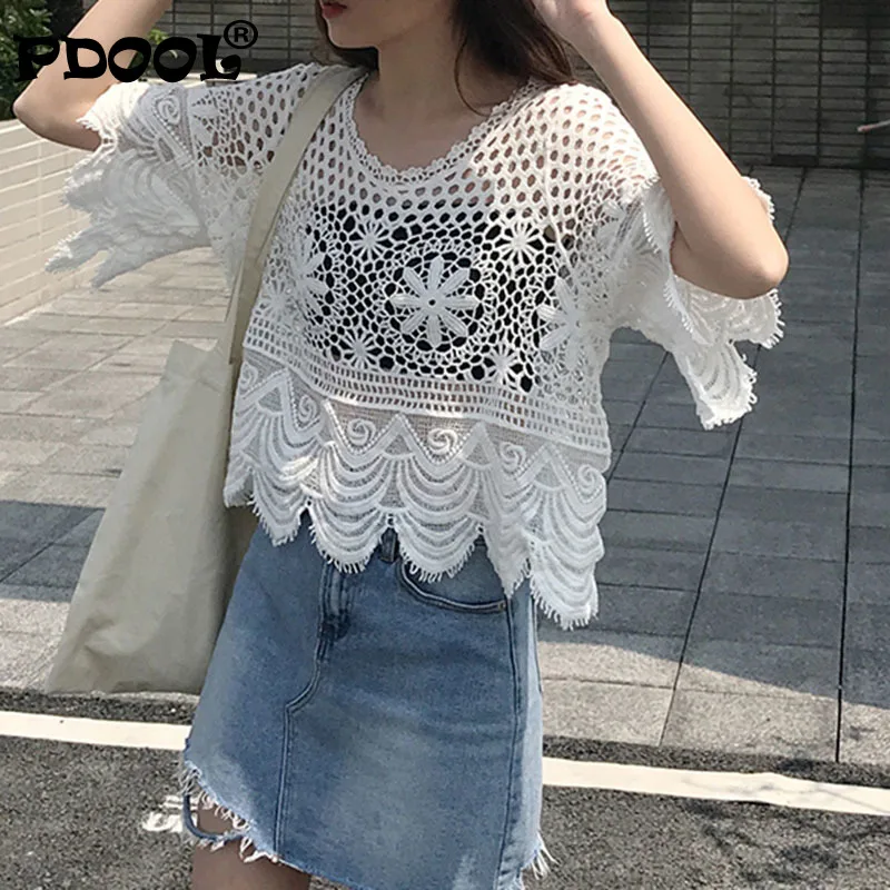 

Lace Hollow Out Women Blouse 2021 Summer New Solid O-neck Flare Sleeved Short High Waist Loose Lady Elegant Pulls Outwear Tops
