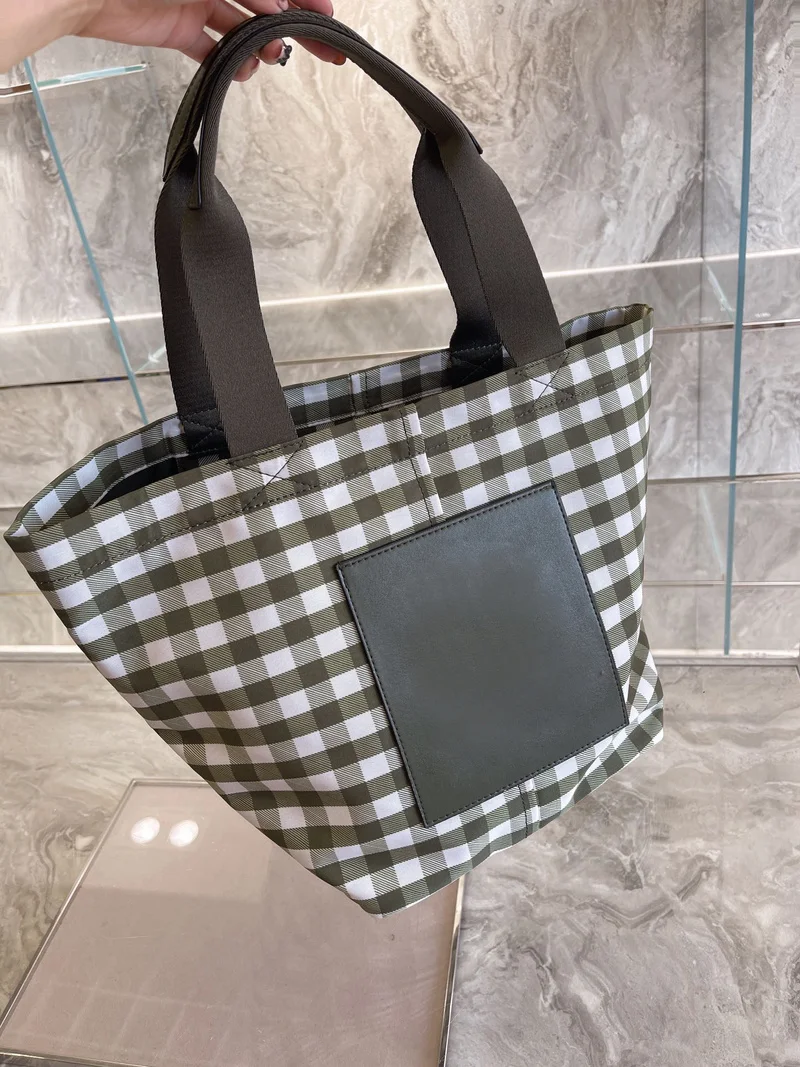 

2021 Fashion Shopping Bag Simple Atmosphere Fashion All-match Brand Bag