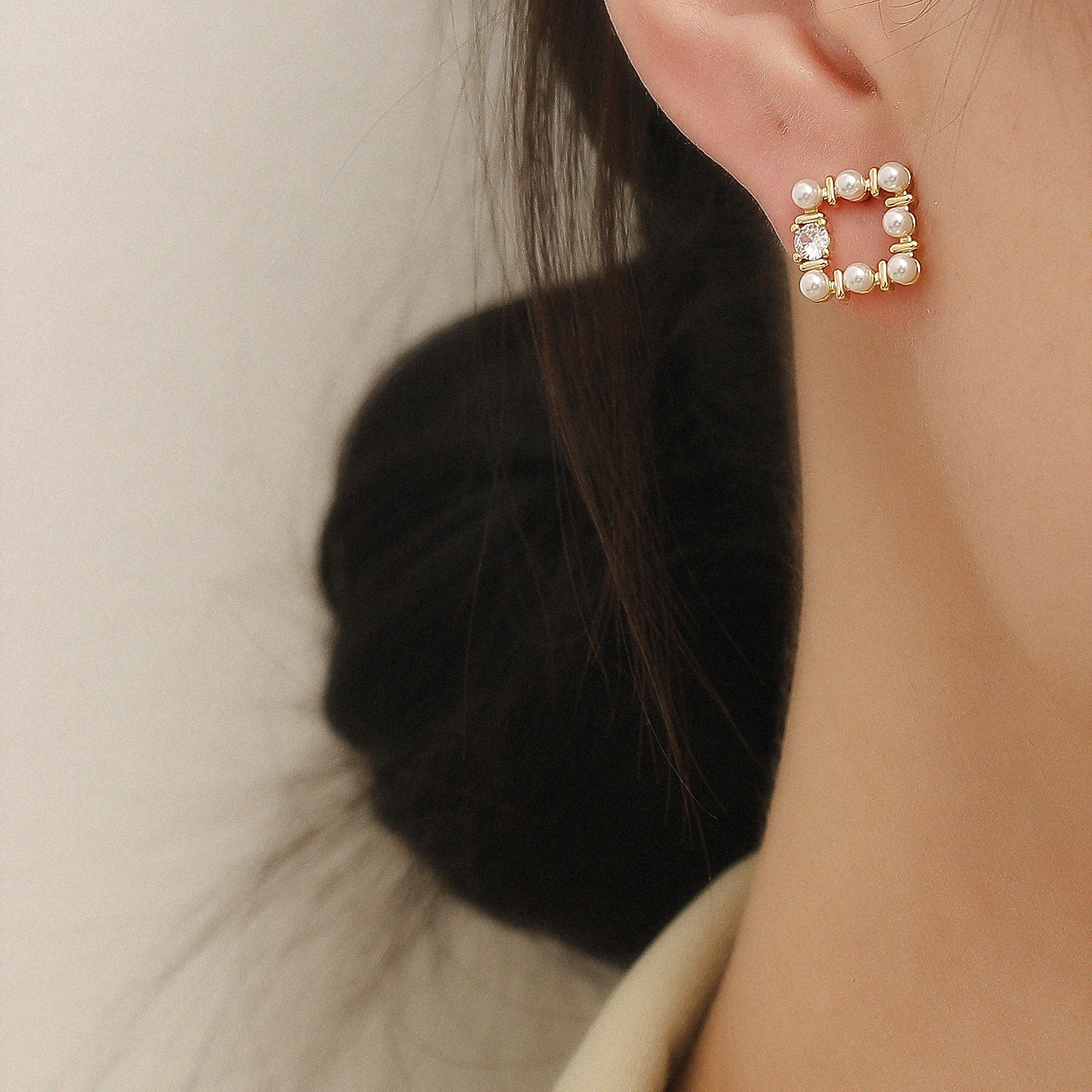 

2021 New Sweet Zircon Imitation Pearl Earrings Exquisite Unique Design Romantic Jewellery Gift For Women HYACINTH