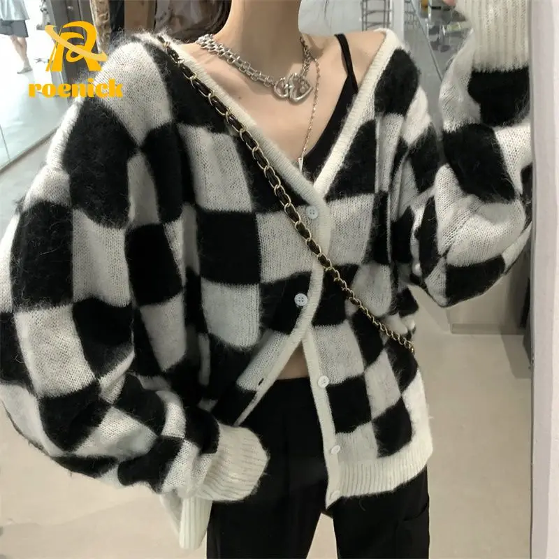 

ROENICK Women V Neck Plaid Cardigans Sweaters Loose Crazy Long Sleeve Single Breast Knitted Crop Tops Spring 2021 New Jumpers