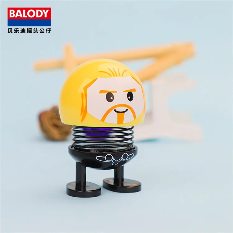 Мультфильм Мститель marvel автомобиль Весенняя голова качающаяся кукла автомобильные аксессуары Украшение Интерьера Автомобильные украшения интерьера ornamen