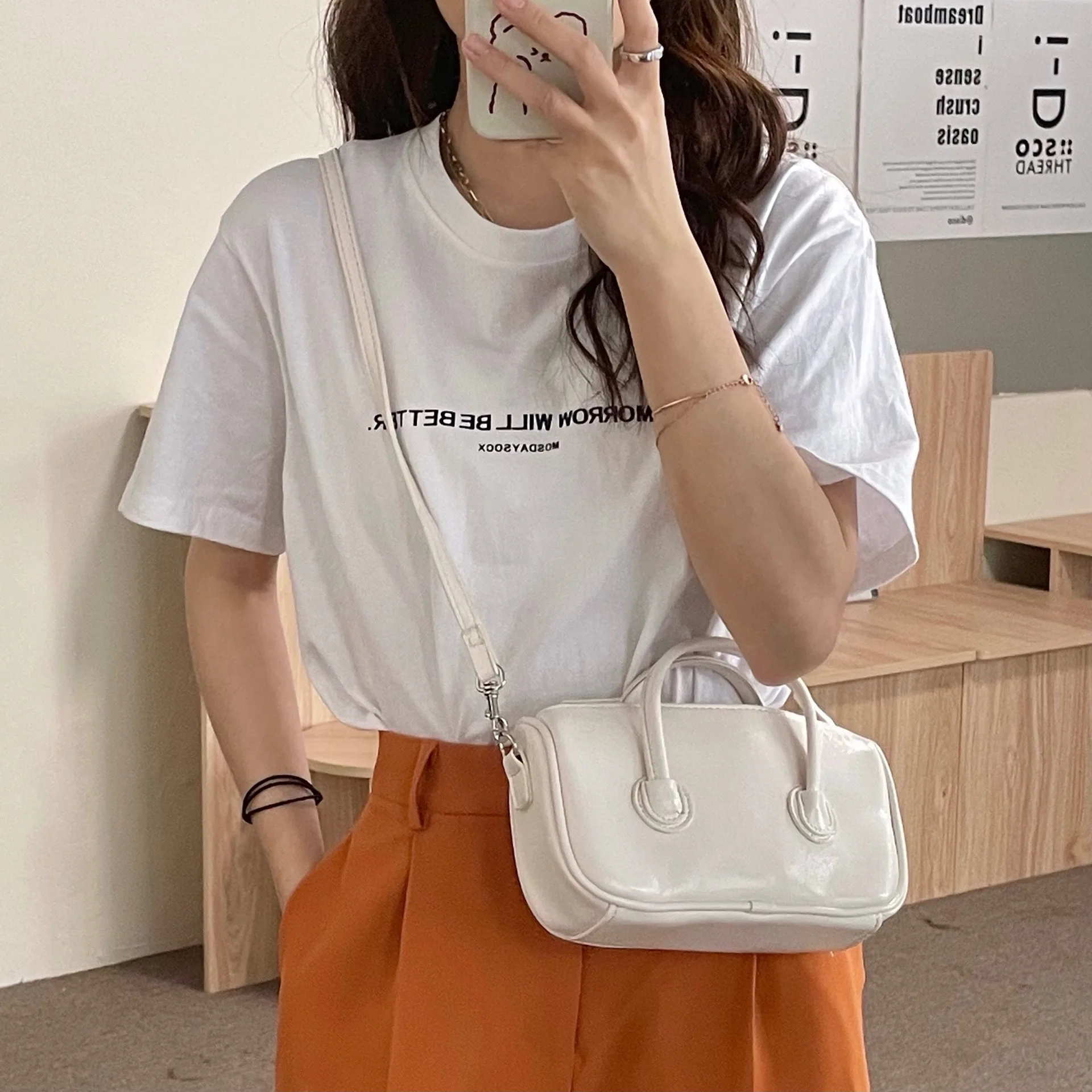 

2021 Korea Niche Design Joker Diagonal Small Bag Handbag Early Spring Handbag Fashion One Shoulder Underarm Bag