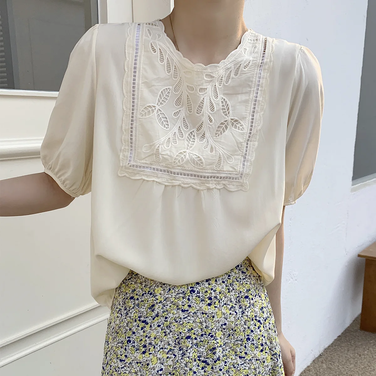 

SANGMAY Hollow Out Shirt Bohemian Summer Loose Slim Shirt Short Sleeve Blouse Vintage Style Top
