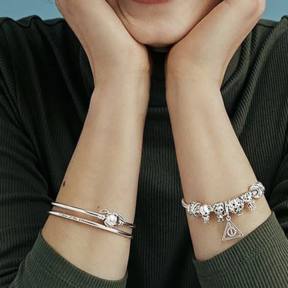 Женский серебряный браслет-подвеска в виде шапки | Украшения и аксессуары