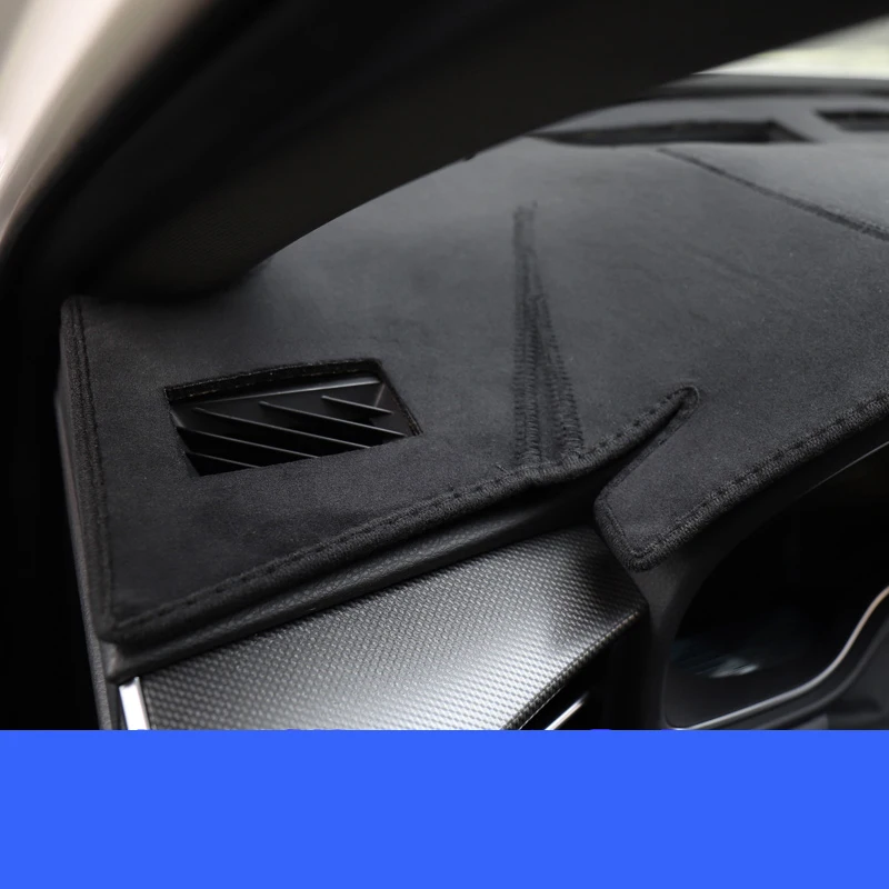 

lsrtw2017 Flannel car dashboard anti-reflective mat for toyota avalon 2019 2020 2021 xx50 carpet rug pad anti-slip