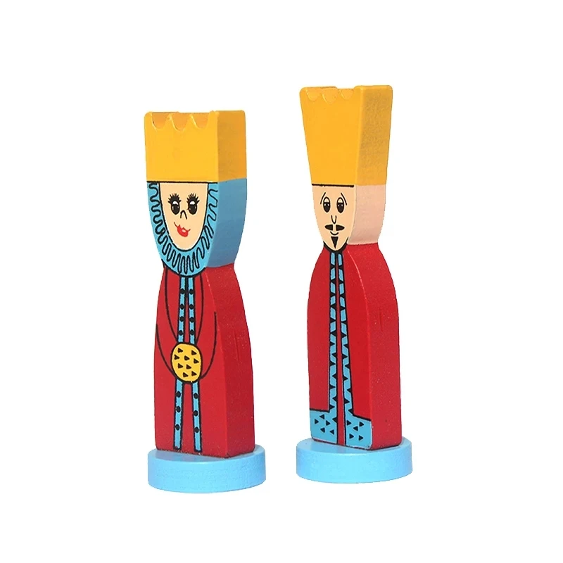 

2020 popular European and American cartoon wooden chess set chess toy children entertainment gift board game