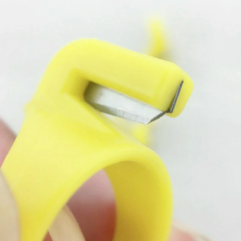 Новинка домашний пластиковый наперсток для швейного Кольца Резак ниток лезвие