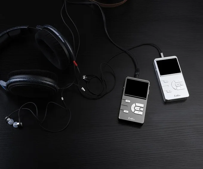 

R-100 Soundaware M1 Pro DSD Portable Player High Precise with Dual Femto Clocks lastest FPGA Architecture and Luxury materials