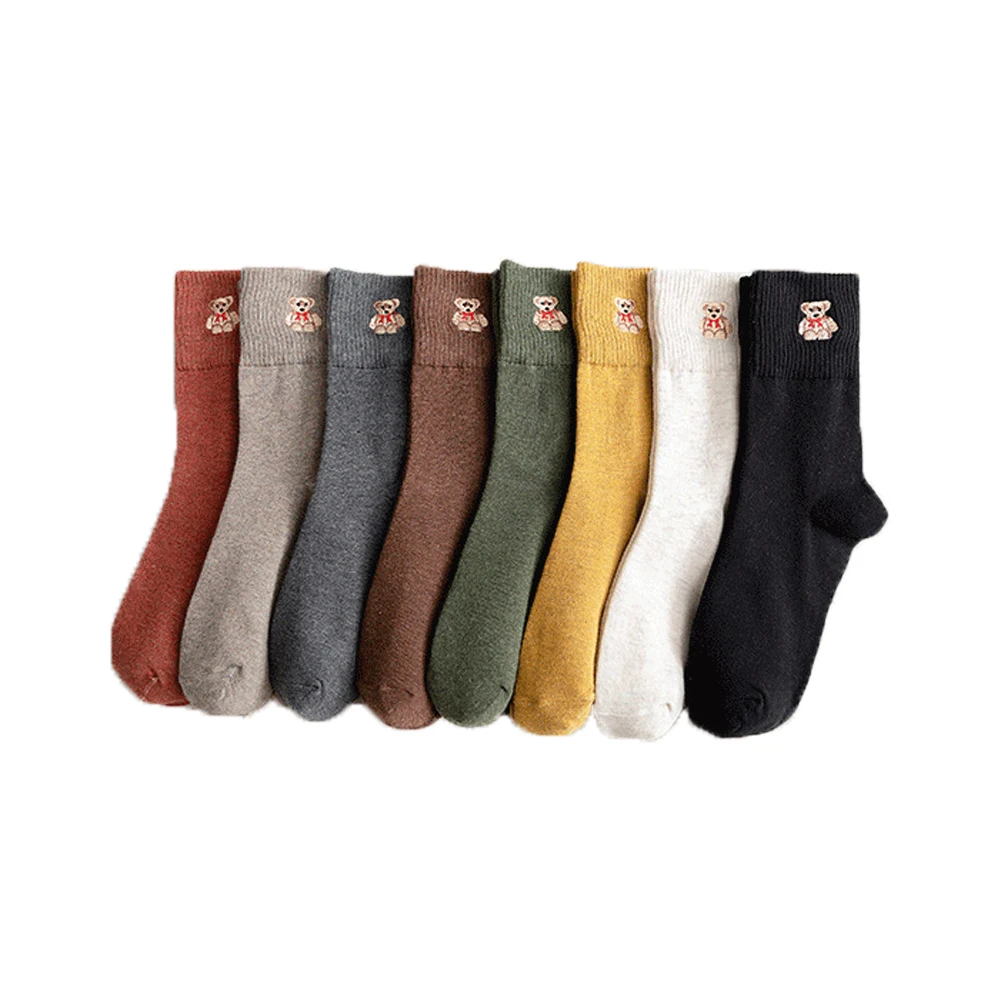 

2021 Harajuku Style Women Cute Bear Crew Socks Cotton Thick Cartoon Animal Embroidery Aesthetics Casual Trendy Ladies Knit Sock