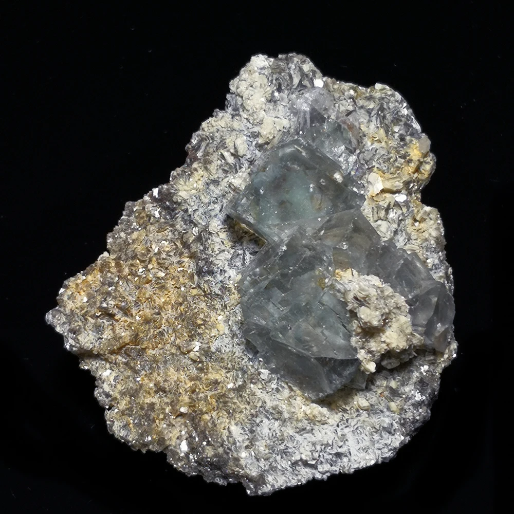 

164g Natural Quartz,Blue Fluorite,Mica,Mineral Crystal Specimen from Yaogangxian Hunan Province,China A3-2