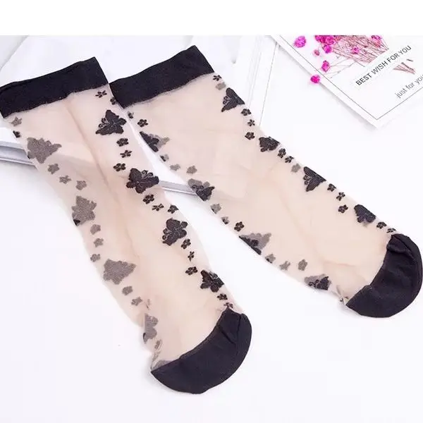 5 pairs/lot New style Quality Spring autumn embroidered socks women short Ultra-thin breathable socks