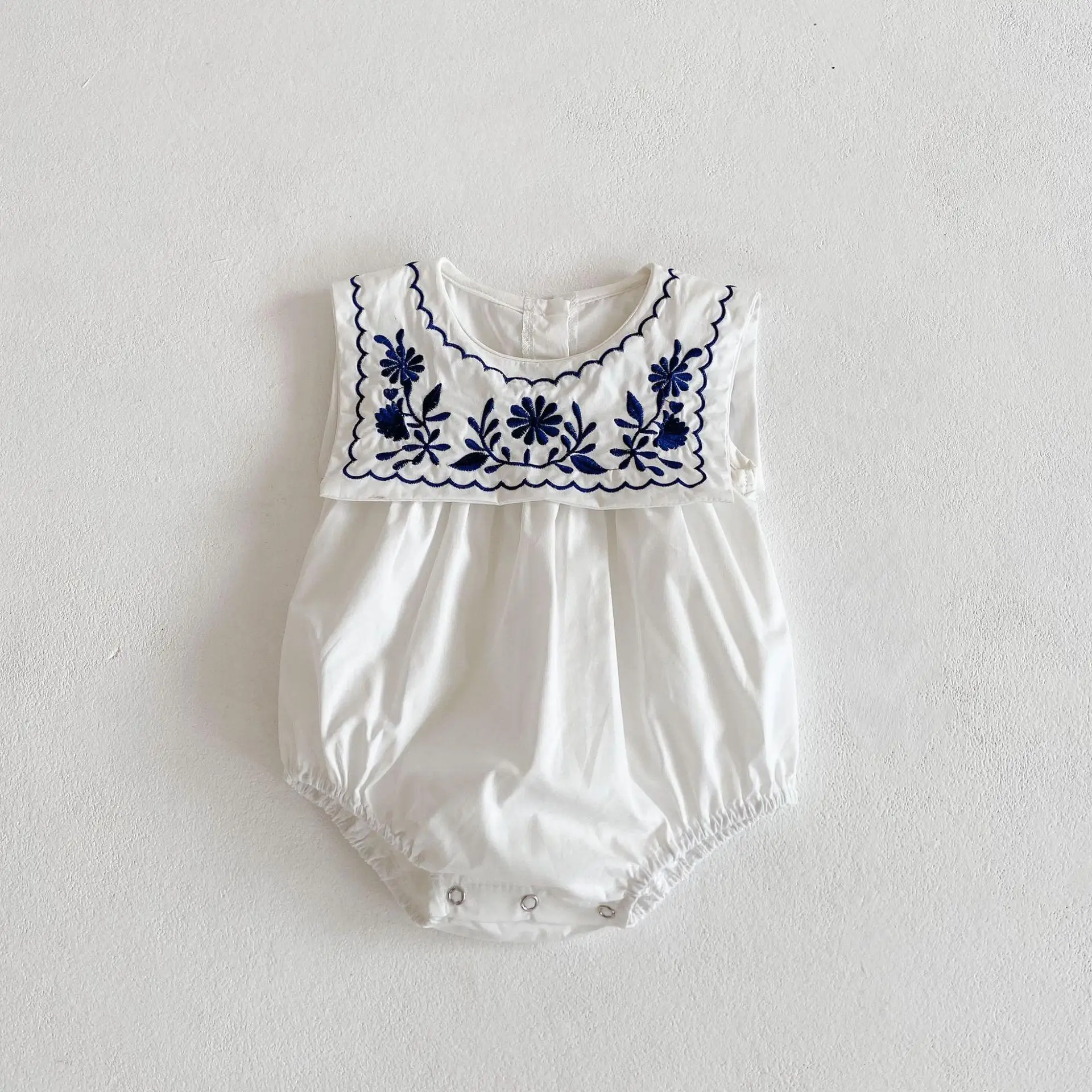

Brand Children's Clothing 2021 Summer New Pure Cotton Embroidered Navy Collar Korean One-piece Baby Triangle Climbing Suit