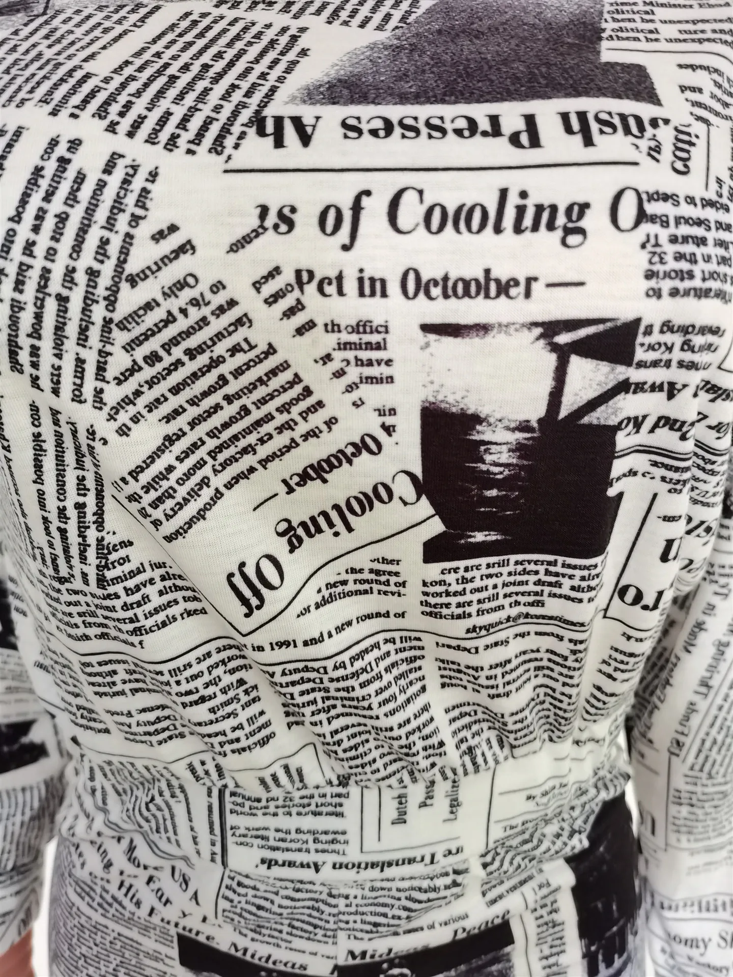 

Newspaper Print 2-Piece Set Spring 2021 Plus Size Women's One-line Neck Long-Sleeved Top + Trousers With Fashionable Casual Suit