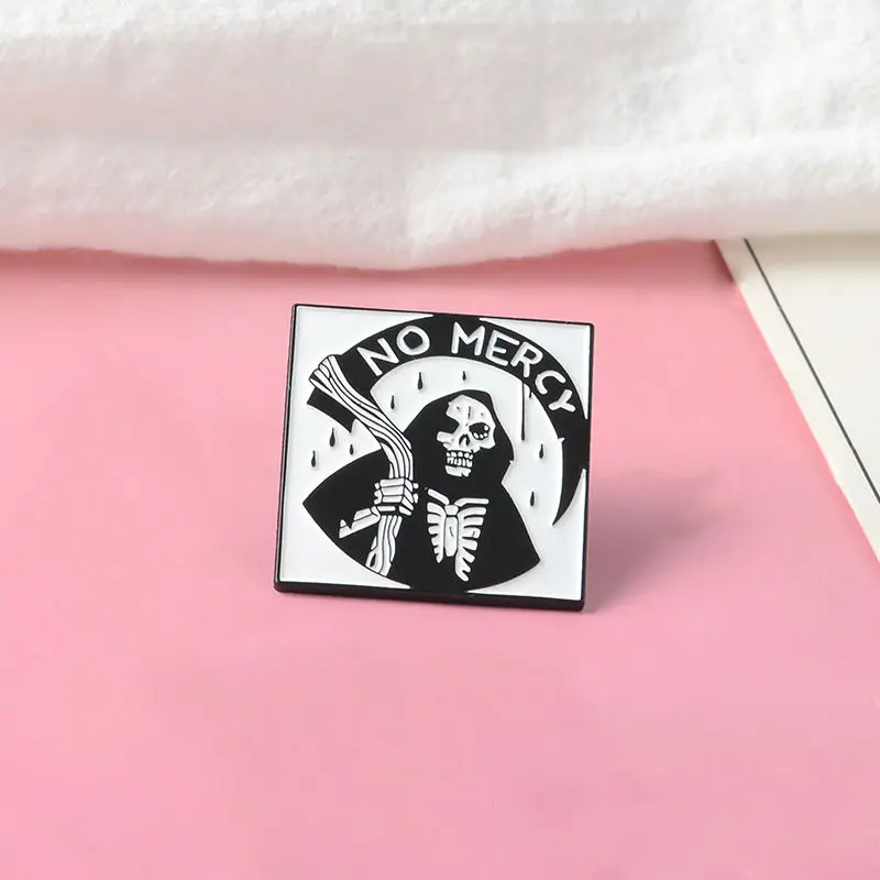 Новинка 2021 креативная крутая брошь из сплава бог смерти без милосердия для