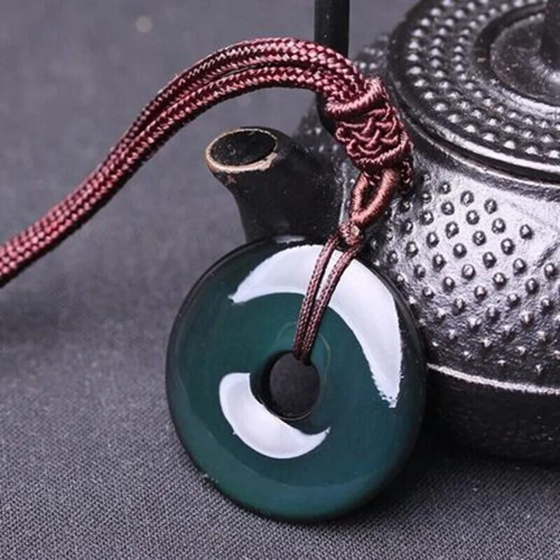 

Natural obsidian hand-carved safe buckle pendant fashion boutique jewelry rainbow eye obsidian jade necklace gift