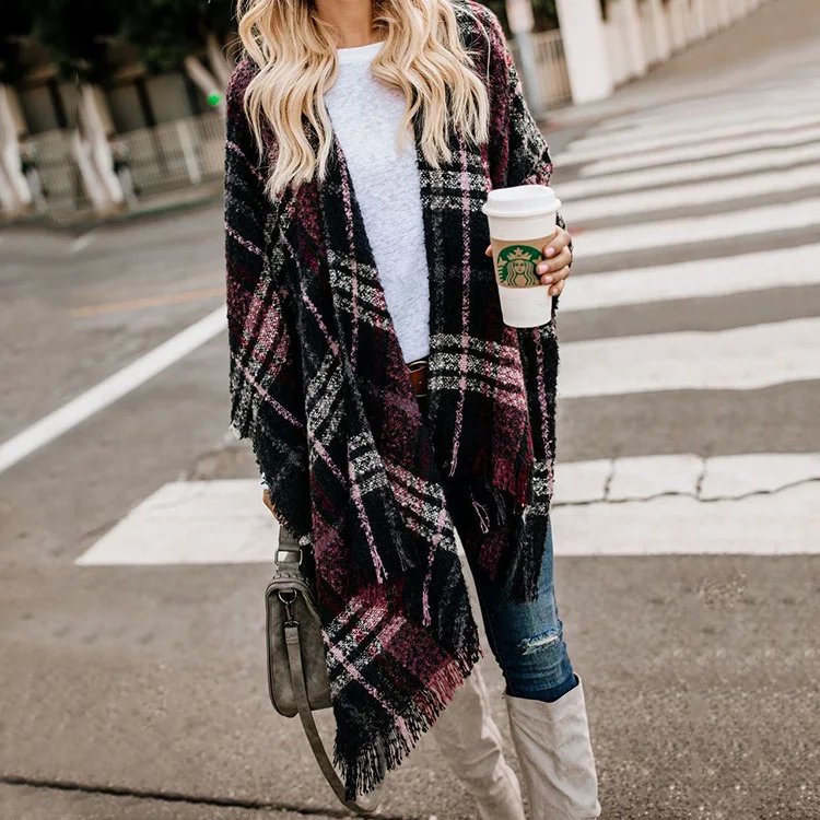 

Autumn Winter Knit Cloak Women Capes and Ponchos Plaid Batwing Sleeve Knitted Shawl Cardigan Coat Outwears Tassel Cloaks Wraps