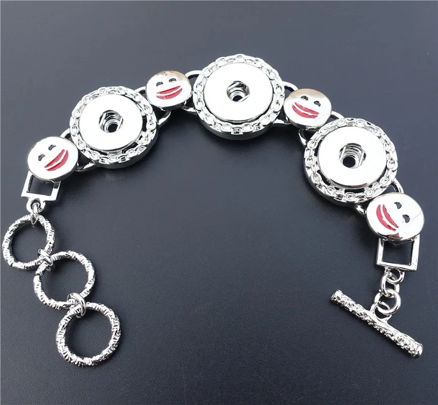 

Expressions Bracelet 3 Buttons Connector Enamel Grimace Smile Face Metal 18mm Snap Buttons Wristband Women Jewelry