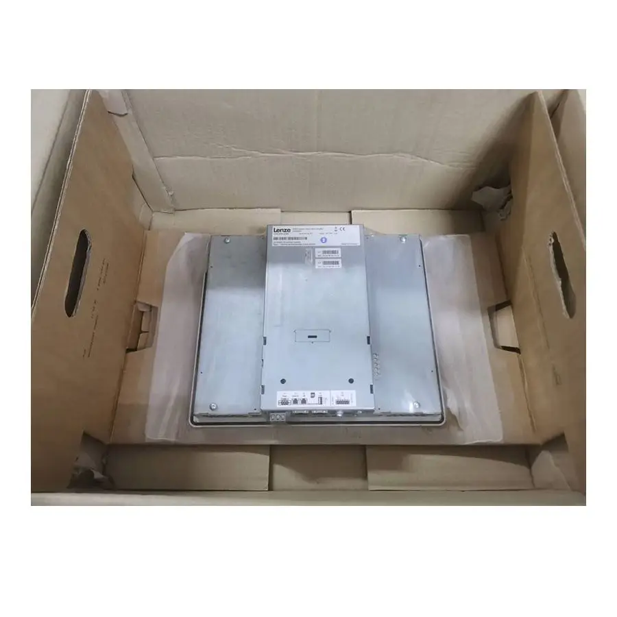 

Новинка в коробке, фотографический контроллер Lenze P300